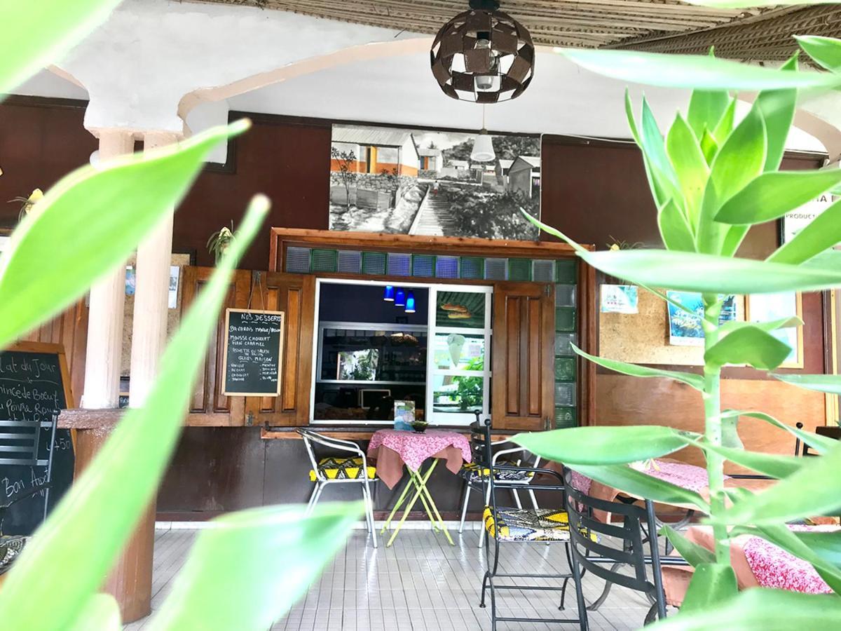 Hotel Jardin De La Paix モロニ エクステリア 写真