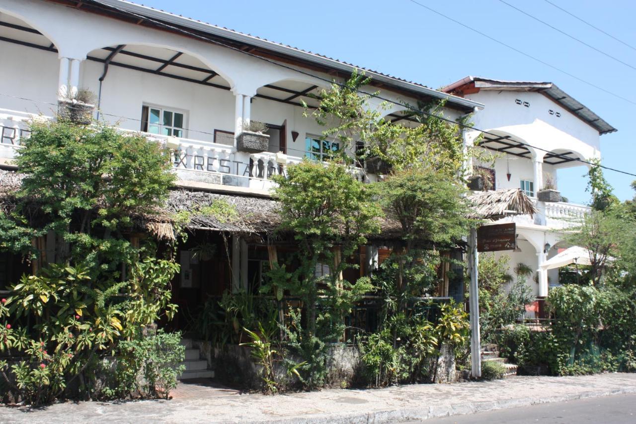 Hotel Jardin De La Paix モロニ エクステリア 写真